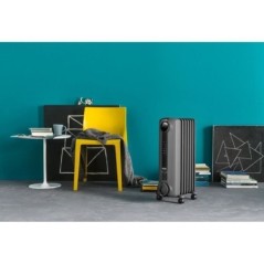 Radiateur bain d'huille RADIA DELONGHI - 1500W - 3 allures de chauffe -Technologie Real Energy - Ecran digital -Batterie