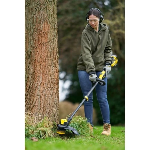 STANLEY FATMAX - COUPE BORDURES 18V BRUSHLESS 33CM - Fourni avec une bobine, un chargeur et une batterie 4AH