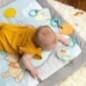 DISNEY BABY Tapis d'éveil Winnie l'Ourson, Arche de jeu pliable en bois, Jouets multisensoriels DISNEY BABY Tapis d'éveil Winnie l'Ourson, Arche de jeu pliable en bois, Jouets multisensoriels