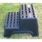 Marchepied plastique double - MGI - 890136 Marchepied plastique double - MGI - 890136