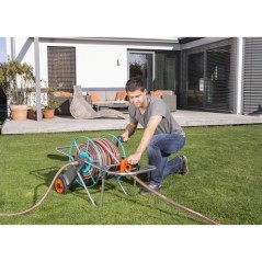 Dévidoir métal sur roues 100 GARDENA - Stabilité et praticité - Garantie 5 ans