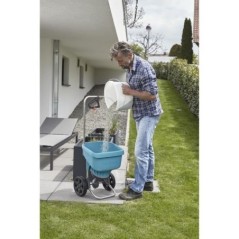 GARDENA Epandeur a engrais XL sur roues  Capacité 18L  Surface 800m² max  Largeur d'épandage 6m  Protection corrosion